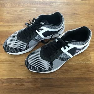 Women’s Adidas Cloudfoam Trainers - Size 8